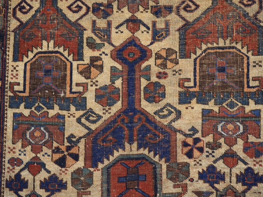 ANTIQUE AFSHAR NERIZ RUG WITH SHIELD DESIGN OF EARLY DATE, 2ND HALF 19TH CENTURY. View IX