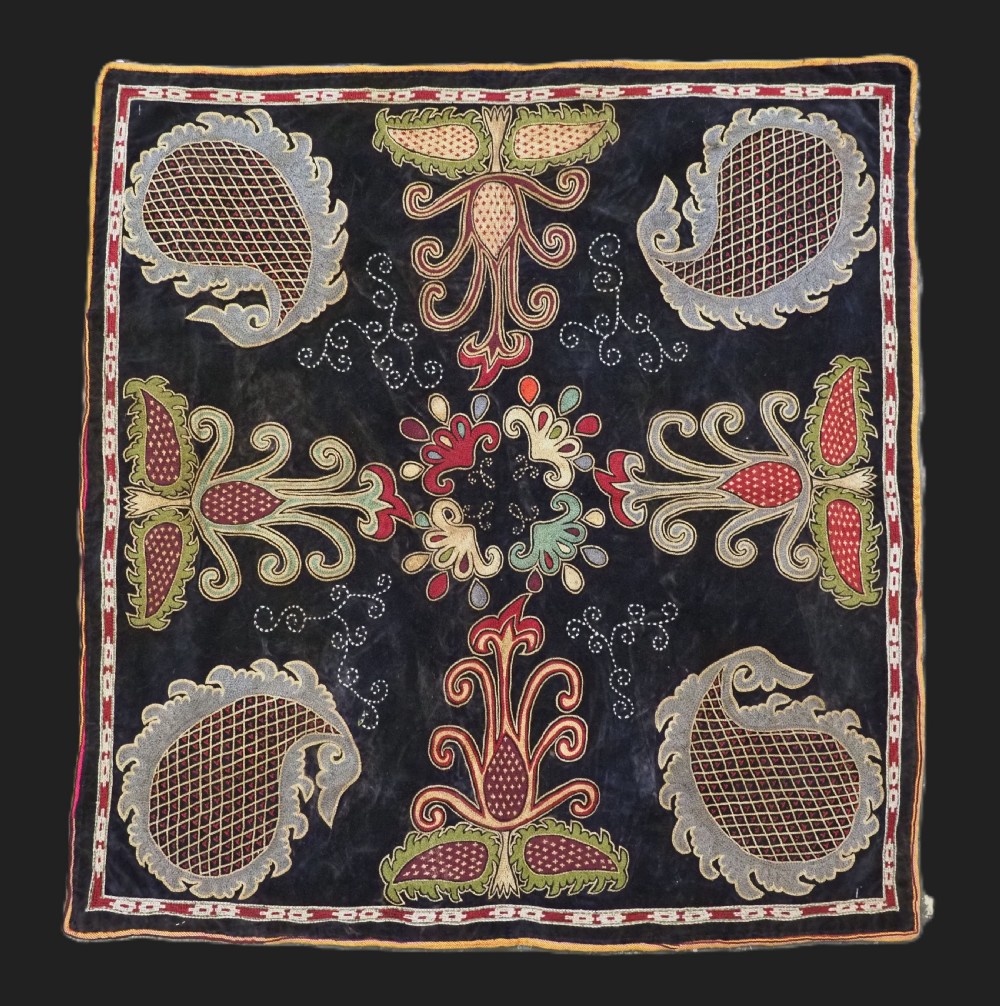 ANTIQUE UZBEK CEREMONIAL TABLE COVER, SILK TWIST ON BLUE VELVET, LATE 19TH CENTURY.