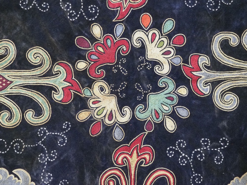 ANTIQUE UZBEK CEREMONIAL TABLE COVER, SILK TWIST ON BLUE VELVET, LATE 19TH CENTURY. View IV