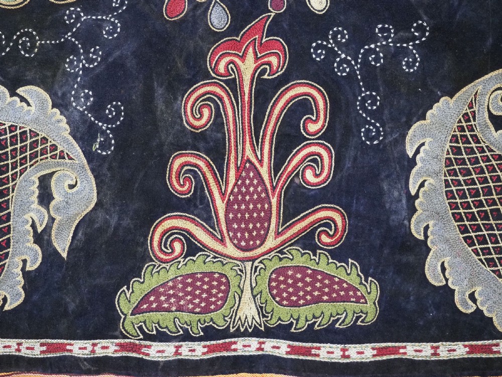 ANTIQUE UZBEK CEREMONIAL TABLE COVER, SILK TWIST ON BLUE VELVET, LATE 19TH CENTURY. View VI