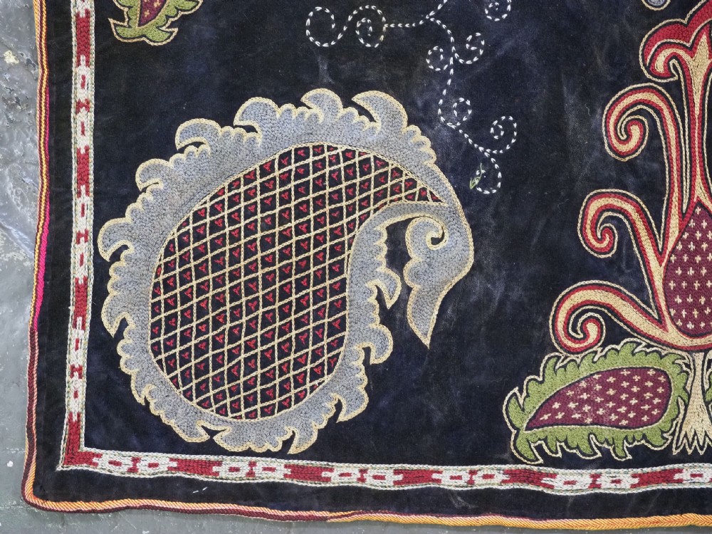 ANTIQUE UZBEK CEREMONIAL TABLE COVER, SILK TWIST ON BLUE VELVET, LATE 19TH CENTURY. View VIII