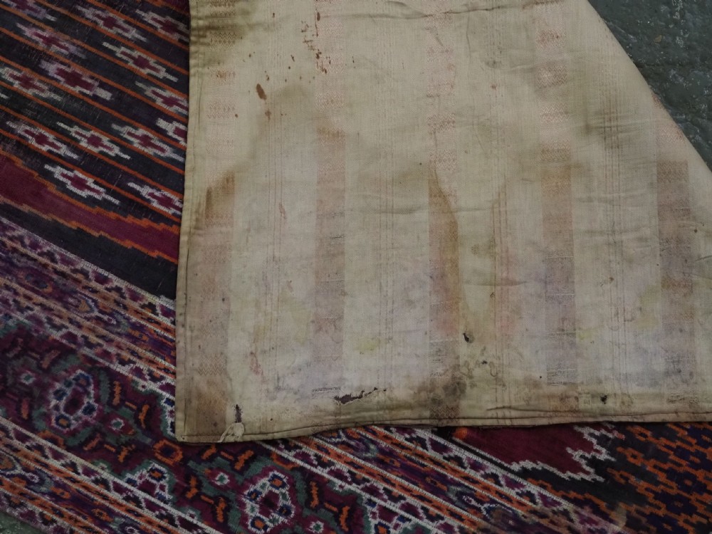 ANTIQUE PERSIAN YAZD VELVET IKAT TEXTILE, CIRCA 1900. View XVII