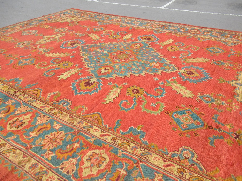 ANTIQUE TURKISH OUSHAK CARPET, LARGE SIZE AND OUTSTANDING CONDITION, CIRCA 1880. View IV