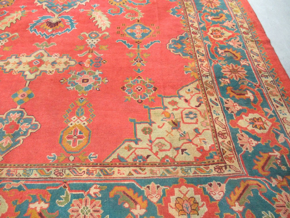 ANTIQUE TURKISH OUSHAK CARPET, LARGE SIZE AND OUTSTANDING CONDITION, CIRCA 1880. View VIII