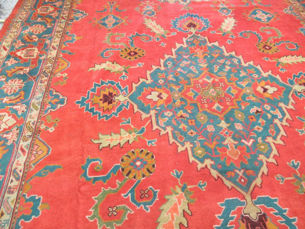 ANTIQUE TURKISH OUSHAK CARPET, LARGE SIZE AND OUTSTANDING CONDITION, CIRCA 1880. View IX