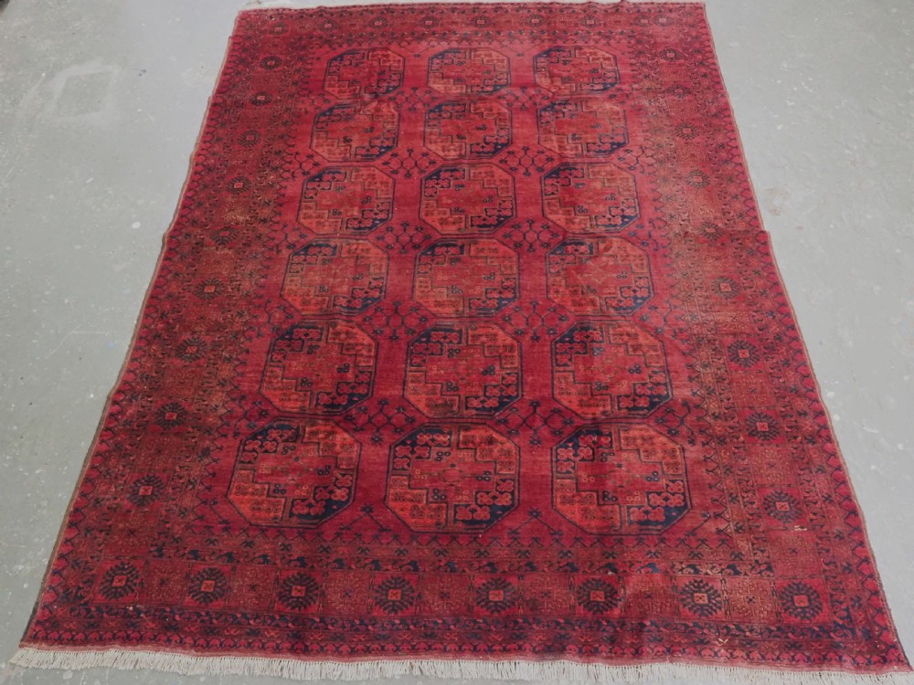 ANTIQUE AFGHAN ERSARI CARPET, WARM RED COLOUR, CLASSIC DESIGN, CIRCA 1920.