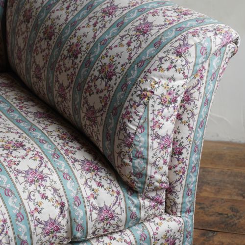 HOWARD AND SONS BARING SOFA - ADDITIONAL PHOTO 5