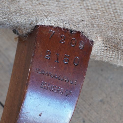 HOWARD AND SONS KIDNEY SHAPED SOFA - ADDITIONAL PHOTO 7