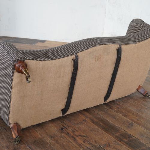 HOWARD AND SONS CHESTERFIELD SOFA - ADDITIONAL PHOTO 4