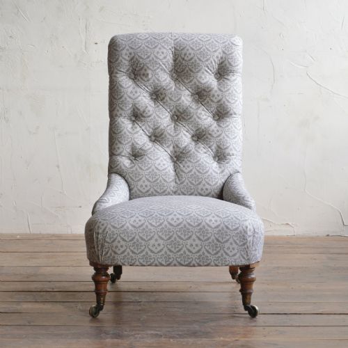 HOWARD AND SONS BEDROOM CHAIR - ADDITIONAL PHOTO 1