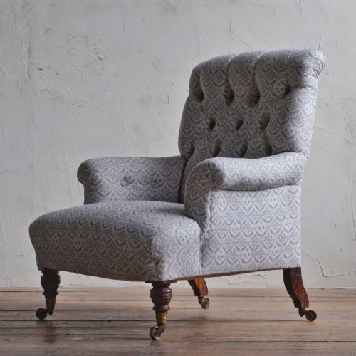 HOWARD AND SONS ARMCHAIR - ADDITIONAL PHOTO 2