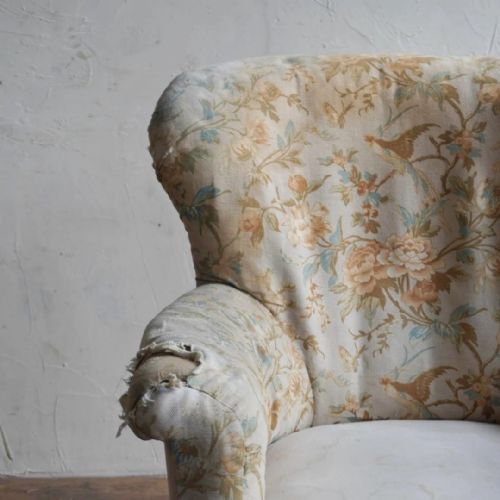 ANTIQUE SPOONBACK ARMCHAIR - ADDITIONAL PHOTO 3