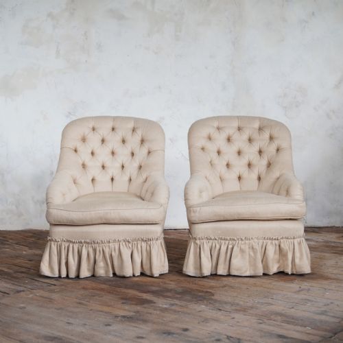 PAIR OF ANTIQUE BUTTON BACK CHAIRS BEIGE FABRIC - ADDITIONAL PHOTO 1