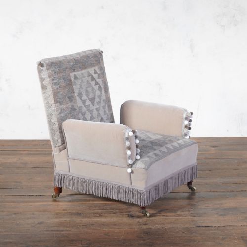 VICTORIAN KILIM CARPET CHAIR - ADDITIONAL PHOTO 2