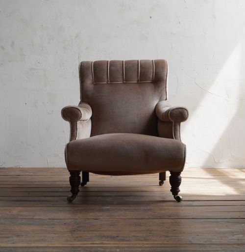 VELVET ANTIQUE ARMCHAIR IN THE JAS SHOOLBRED STYLE - ADDITIONAL PHOTO 3