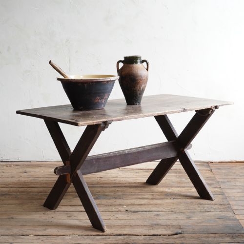 ANTIQUE X LEG TAVERN TABLE - ADDITIONAL PHOTO 4
