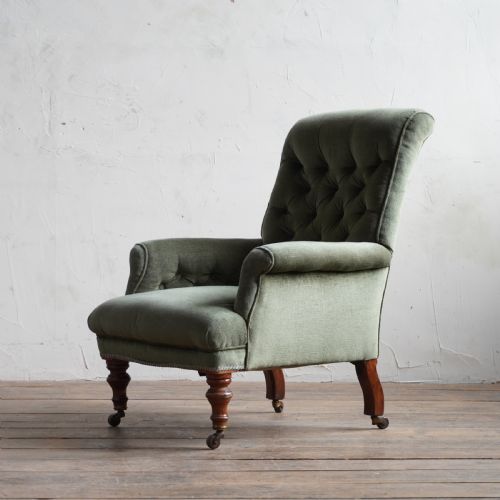 antique armchair green velvet - CATEGORY: ANTIQUE CHAIRS - DATED 19TH CENTURY