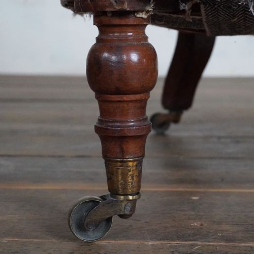 HOWARD AND SONS ARMCHAIR EARLY MID 19TH CENTURY - ADDITIONAL PHOTO 9