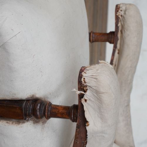 HOWARD AND SONS OPEN ARMCHAIR EARLY - ADDITIONAL PHOTO 8