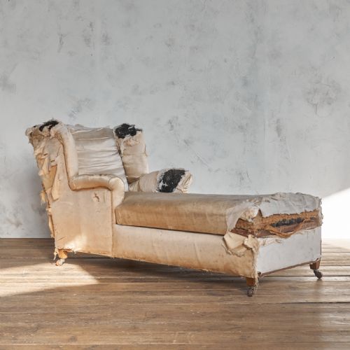 ANTIQUE CHAISE LONGUE DEEP SEATED CHAIR WITH CONCEALED STORAGE - ADDITIONAL PHOTO 1