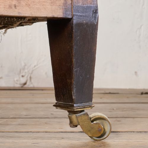 ANTIQUE ARMCHAIR DEEP SEATED - ADDITIONAL PHOTO 4