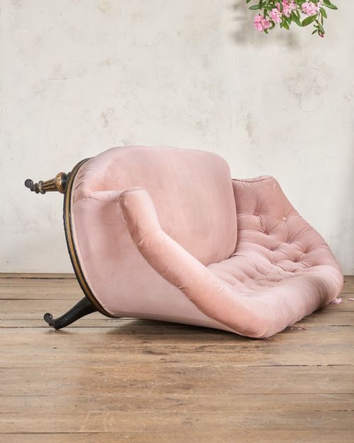 A GOOD QUALITY AESTHETIC MOVEMENT SOFA PINK VELVET - ADDITIONAL PHOTO 2