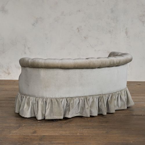 ANTIQUE HINDLEY SONS KIDNEY SOFA - ADDITIONAL PHOTO 4