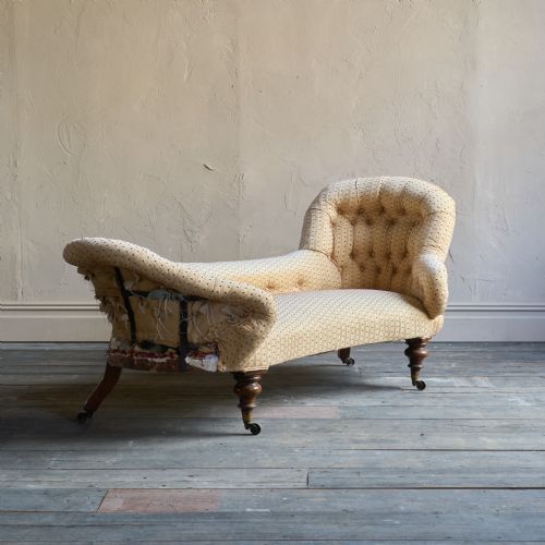 antique chaise longue spoon back sofa - CATEGORY: ANTIQUE SOFAS - DATED 19TH CENTURY