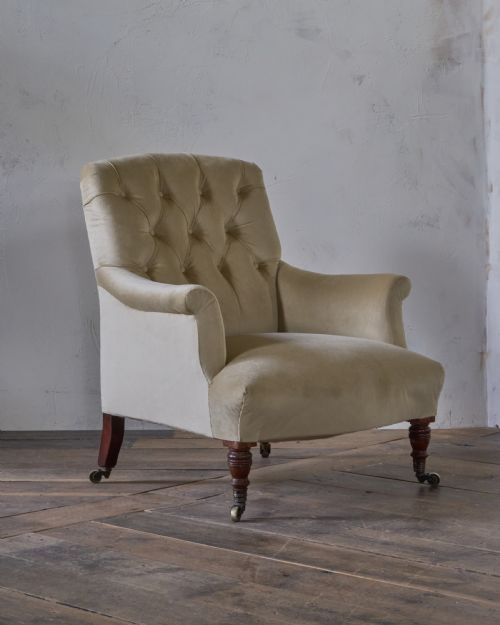 HOWARD AND SONS ARMCHAIR IN GOLD VELVET - ADDITIONAL PHOTO 3