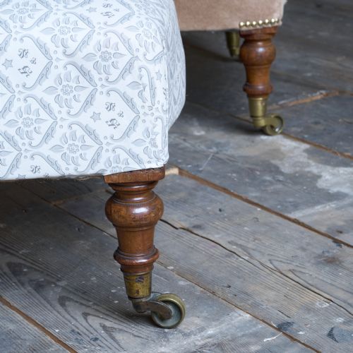 PAIR OF EARLY HOWARD AND SONS BEDROOM CHAIRS - ADDITIONAL PHOTO 5