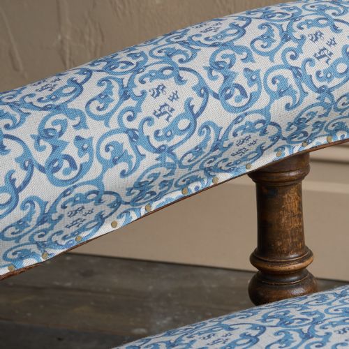 EARLY HOWARD AND SONS OPEN ARMCHAIR - ADDITIONAL PHOTO 3