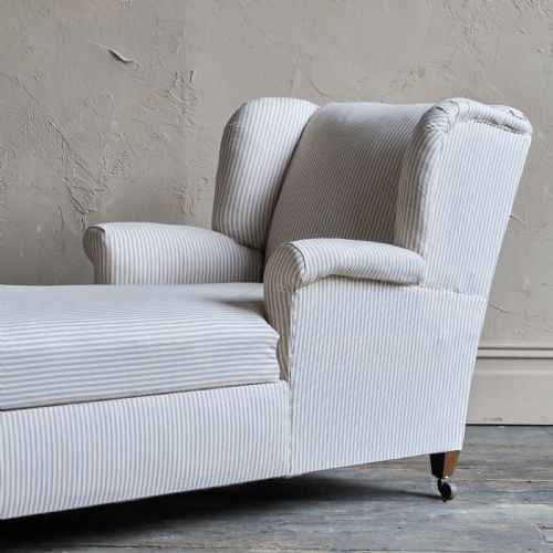 ANTIQUE CHAISE LONGUE WITH CONCEALED STORAGE - ADDITIONAL PHOTO 3