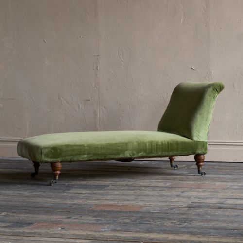 ANTIQUE HOWARD AND SONS CHAISE LONGUE - ADDITIONAL PHOTO 3