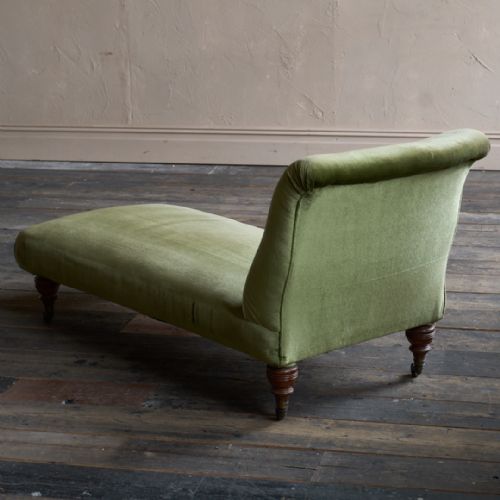 ANTIQUE HOWARD AND SONS CHAISE LONGUE - ADDITIONAL PHOTO 5