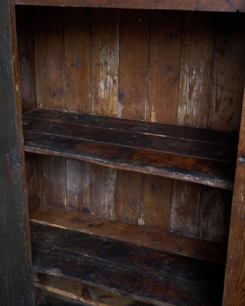 A PAINTED PINE 'BREAD CHEESE' CUPBOARD - ADDITIONAL PHOTO 8
