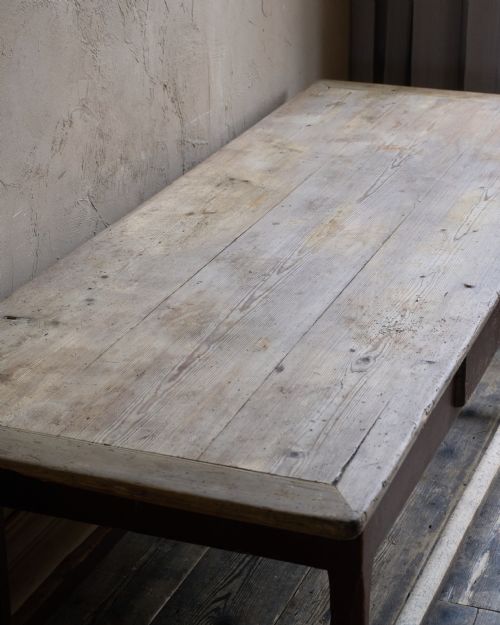 SWEDISH FALU PAINT KITCHEN TABLE - ADDITIONAL PHOTO 8