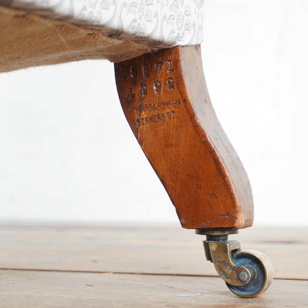 Howard and Sons Beckett Sofa View VII