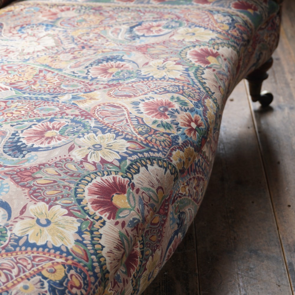 Howard and Sons Chesterfield Sofa View VI