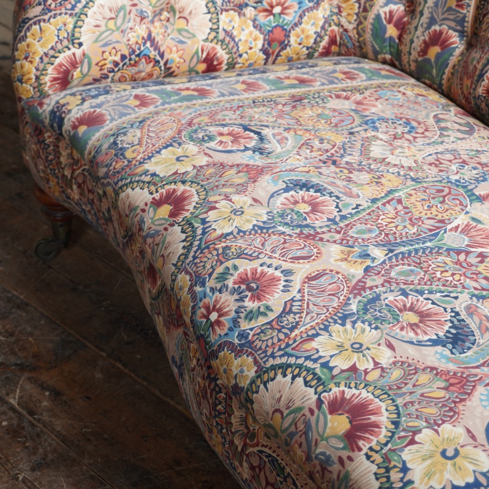 Howard and Sons Chesterfield Sofa View IX