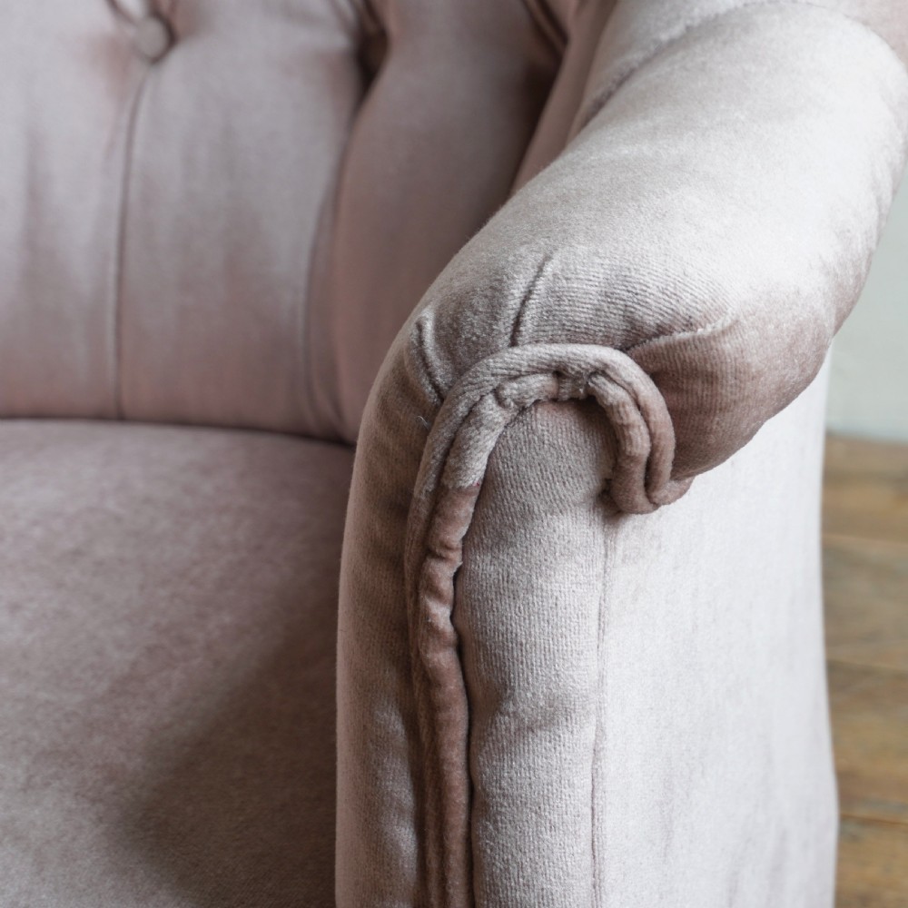 Howard and Sons Tub Chair
 View IV
