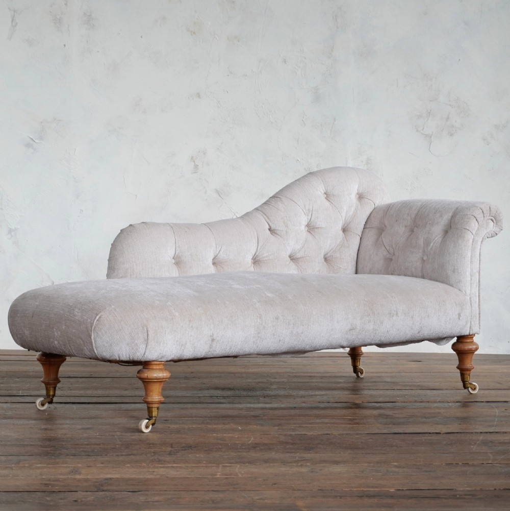 Howard Style Chaise Longue - 19th Century