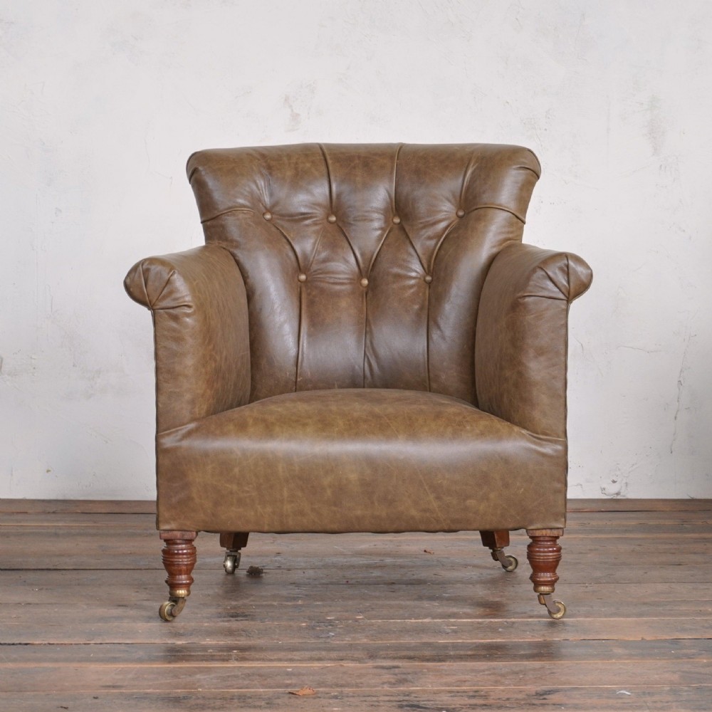 Howard and Sons Woodstock Armchair
 View III