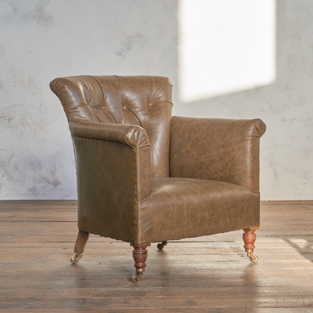 Howard and Sons Woodstock Armchair
