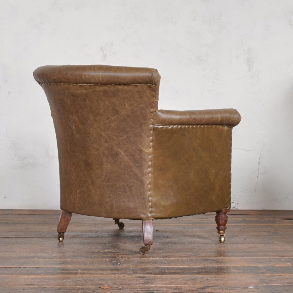 Howard and Sons Woodstock Armchair
 View V