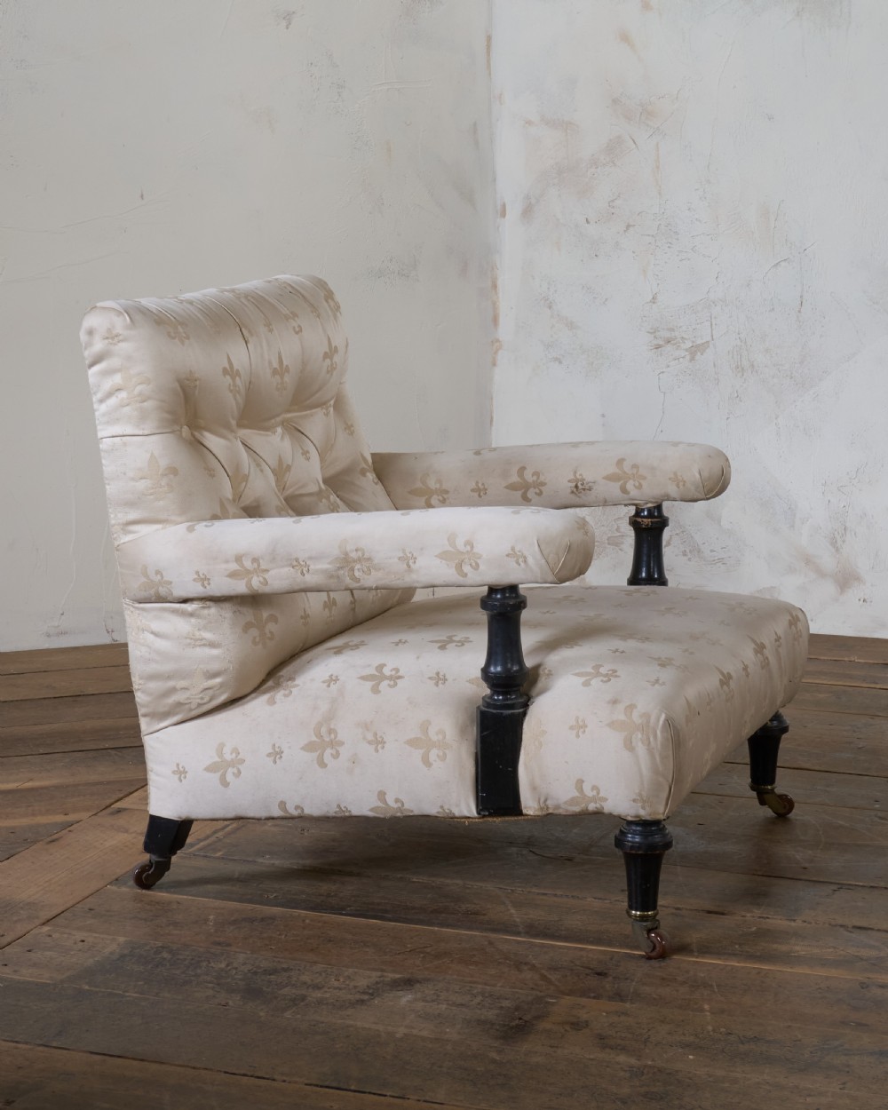 Antique Open Armchair - Ivory
 View III