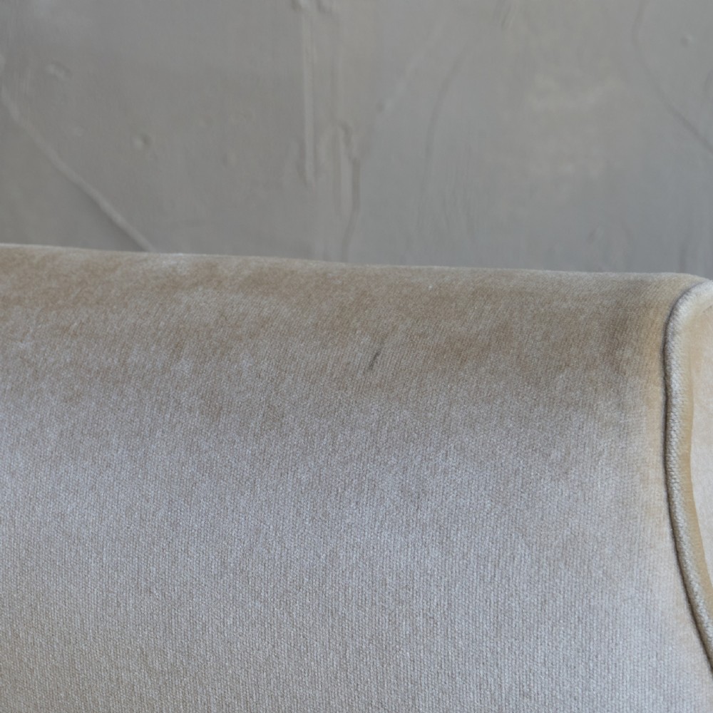 Vintage Wingback by CVS - oyster velvet.
 View IX