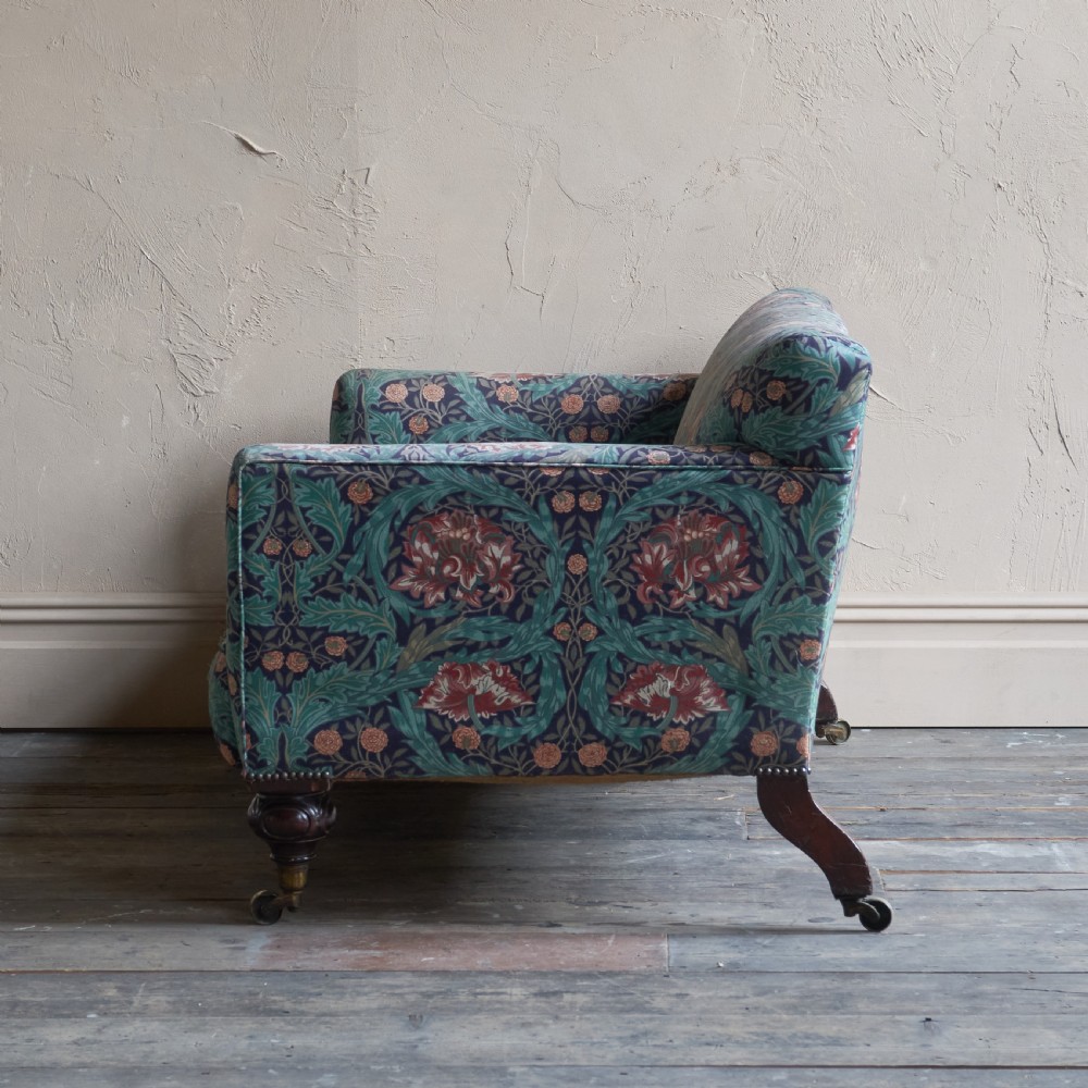 Antique Bedroom Sofa
 View IV