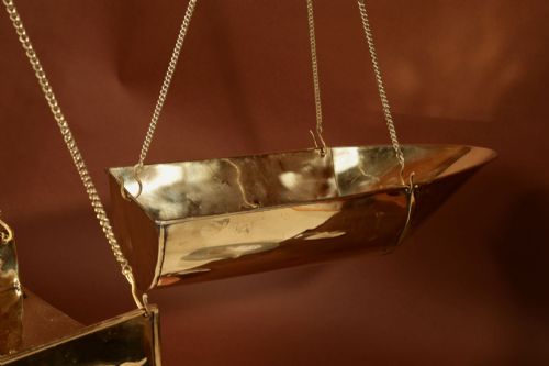 A FRISIAN BRASS FREE HANGING BALANCE BEAM SCALES - ADDITIONAL PHOTO 1