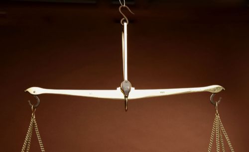 A FRISIAN BRASS FREE HANGING BALANCE BEAM SCALES - ADDITIONAL PHOTO 8
