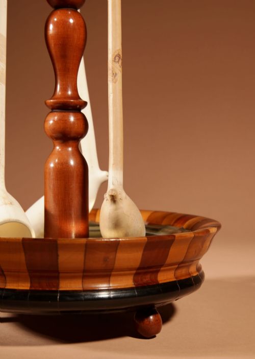 TREEN TOBACCO INTEREST A SET OF A MAHOGANY COOPERED PIPE STAND AND ITS COOPERED MAHOGANY TOBACCO BOX - ADDITIONAL PHOTO 9